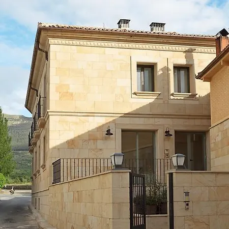 Artesa & Apartment *